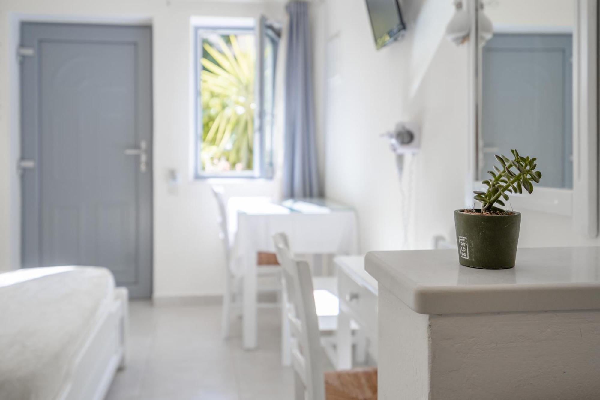 Ersi Villas Fira  Ruang foto